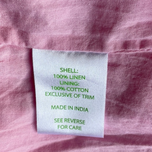 LILLY PULITZER Crochet neckline, & waist shift dress. - Picture 4 of 5